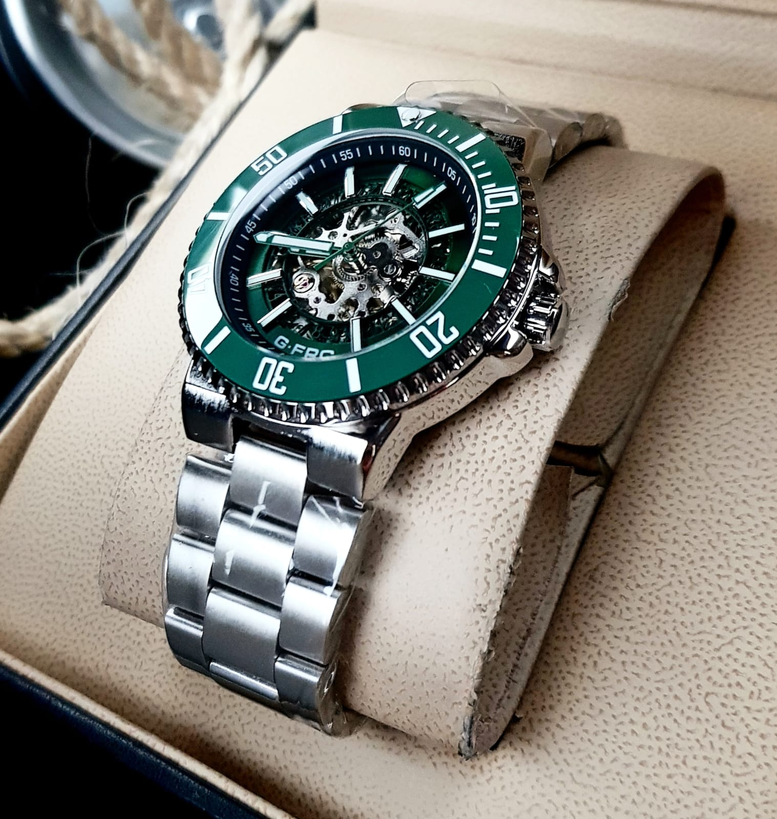 G FORCE (Crystal Automatic)